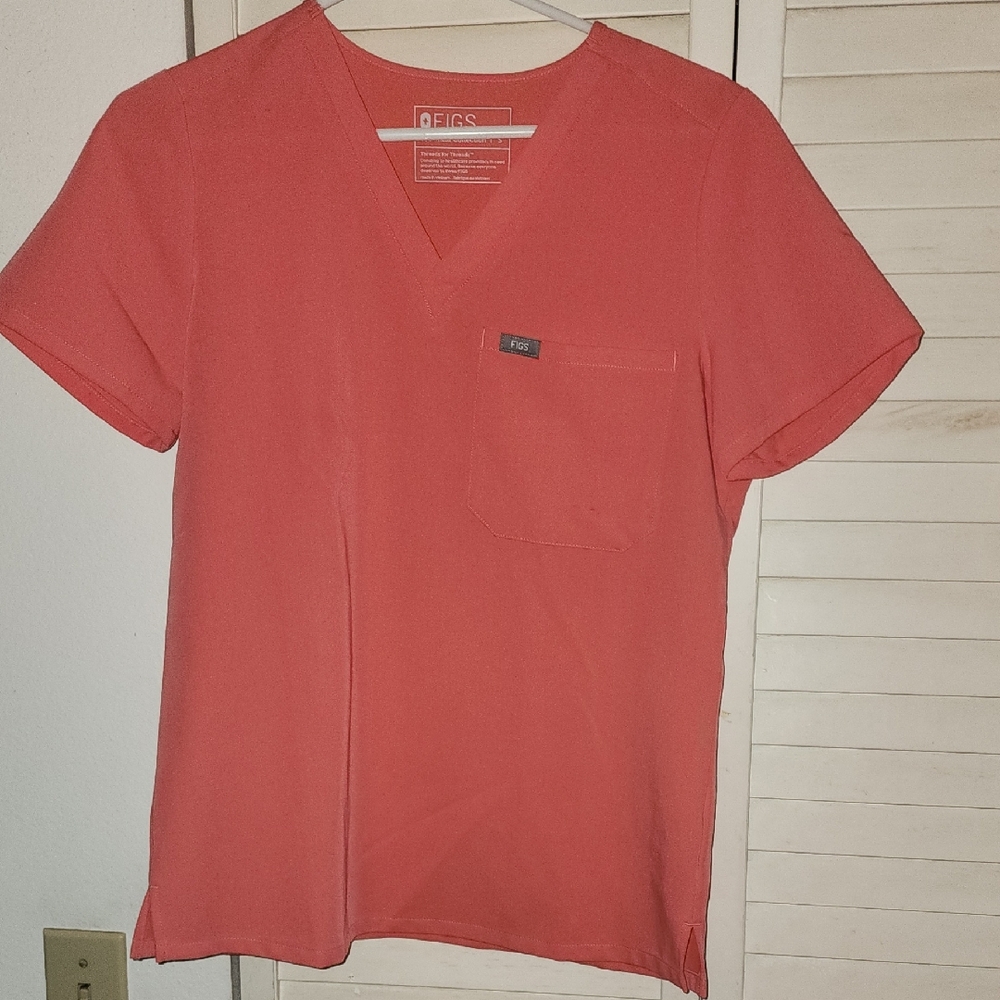 Figs Coral V-Neck Short Sleeve Top